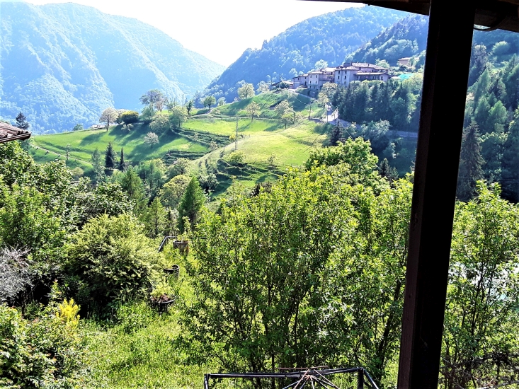 natur-pur-rustikales-landhaus-im-hinterland-von-gargnano 