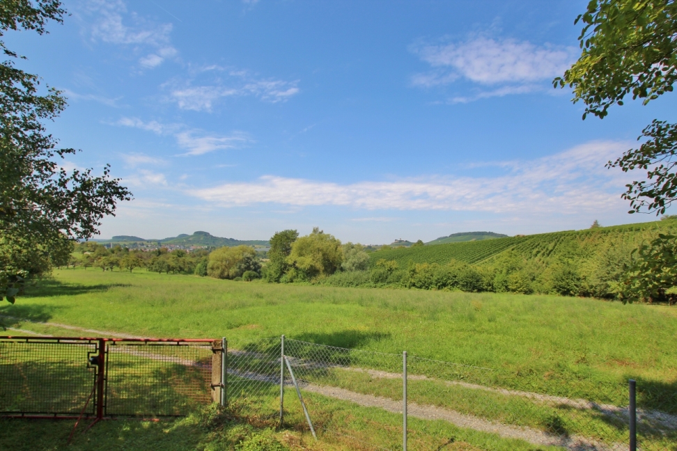 freizeitgrundstueck-wochenendhaus-mit-traumhaftem-blick-auf-oberstenfeld-beilstein 