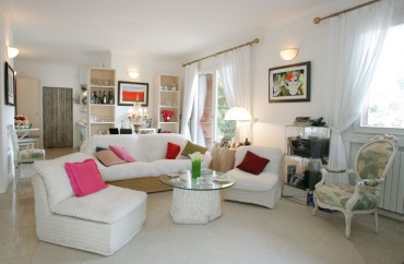 BEREITS VERKAUFT/VERMIETET Exklusive 4 Zimmer Wohnung – nahe  Golfplatz 