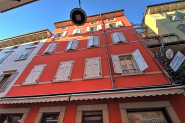 BEREITS VERKAUFT/VERMIETET Wunderschöne Stadtwohnung (3 Zimmer) mitten in der Altstadt von Arco!