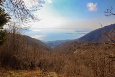 BEREITS VERKAUFT/VERMIETET Natur pur mit traumhaften Seeblick! Rustikales Ferienhaus hoch über Toscolano-Maderno!