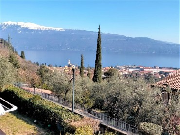 Reihenhaus in Toscolano-Maderno mit schönem Garten und traumhaften Seeblick!