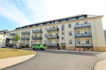 BEREITS VERKAUFT/VERMIETET Erstbezug nach Sanierung: Moderne und sehr helle 1-Zimmer-Wohnung mit Einbauküche,  Balkon und Stellplatz (C14)