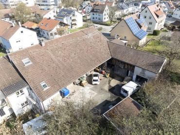 MEHR ALS NUR EINE SCHEUNE Vielseitig nutzbares Areal mit Ausbaupotenzial MEHR ALS NUR EINE SCHEUNE Vielseitig nutzbares Areal mit Ausbaupotenzial