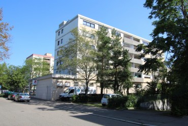 BEREITS VERKAUFT/VERMIETET Sehr großzügige 3-Zimmerwohnung in ruhiger Lage