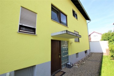 BEREITS VERKAUFT/VERMIETET Großzügige 1,0-Zimmer-Wohnung in ruhiger Lage mit großem Hobbyraum!